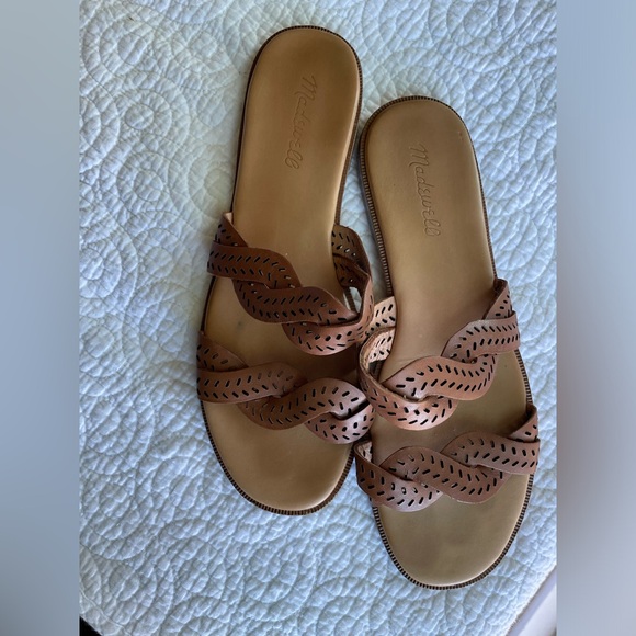 Madewell Brown Scalloped Sandals - Picture 7 of 7